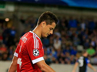 Chicharito follows Januzaj lea...